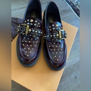 Tod's Studded Loafer, size 40 (9.5/10). Oxblood, very good used condition